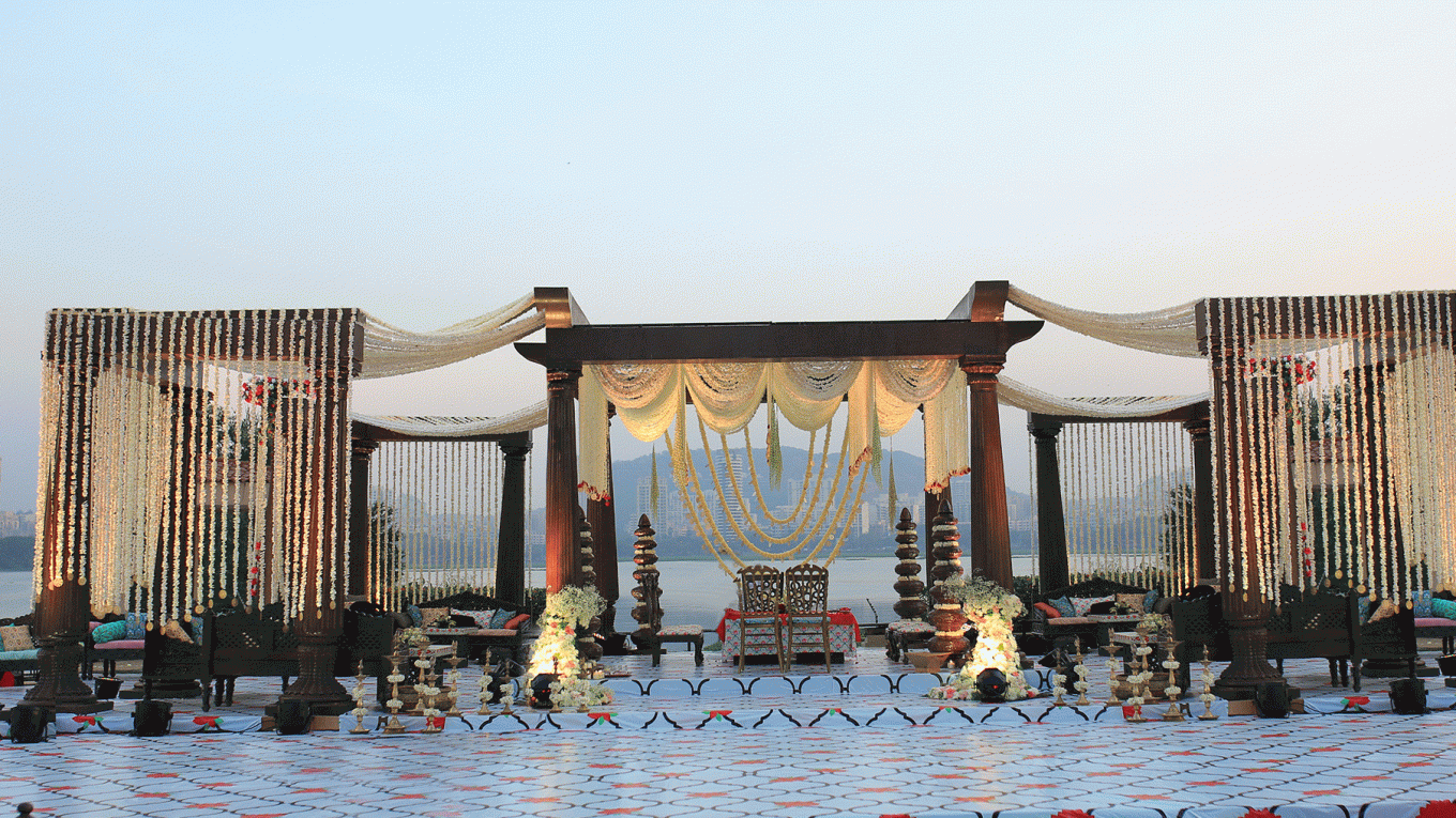Golden domed palace terrace decor by DreamzKrraft, the architectural design craft recognised by Architectural Digest India