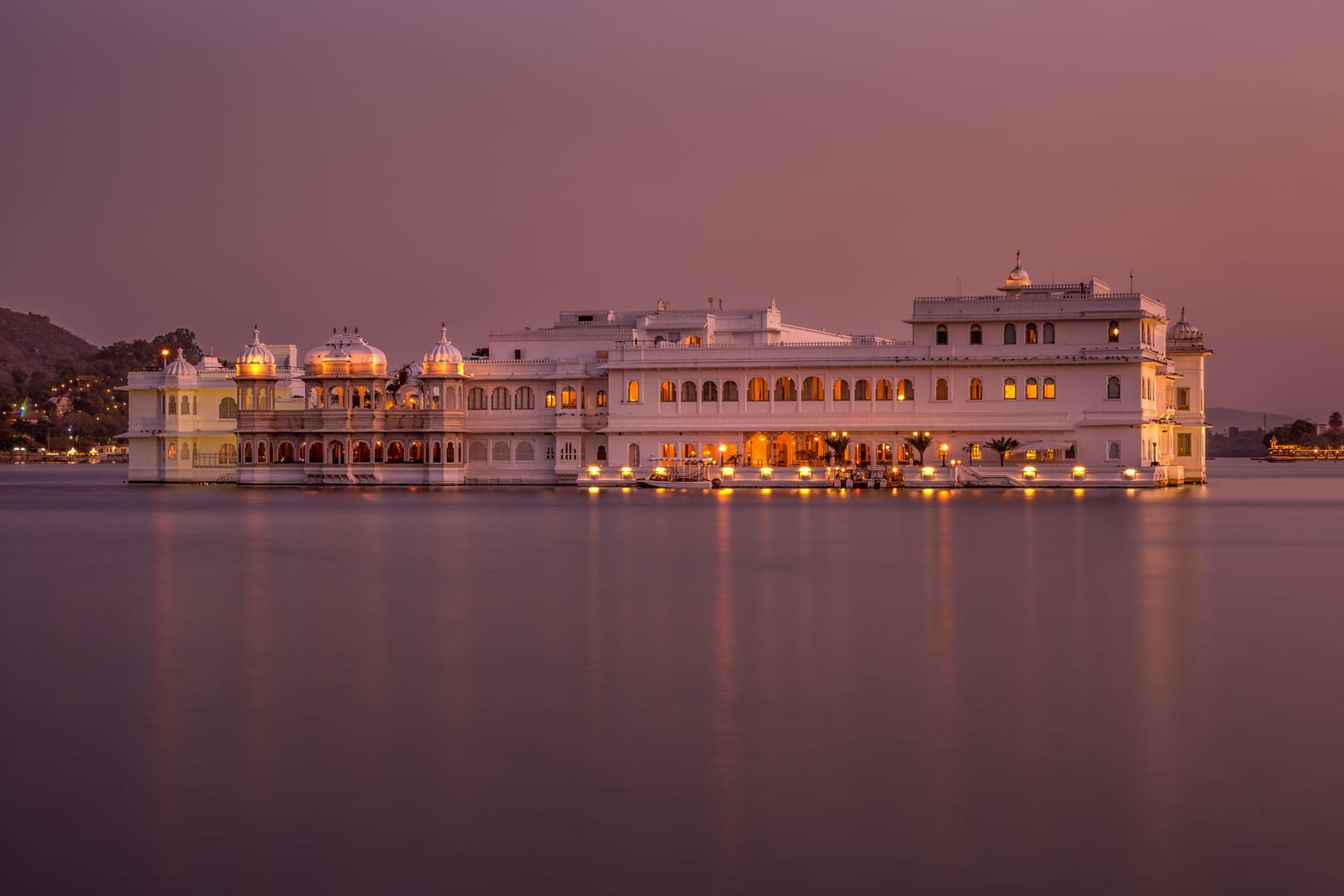 Why Hire A Destination Wedding Planner