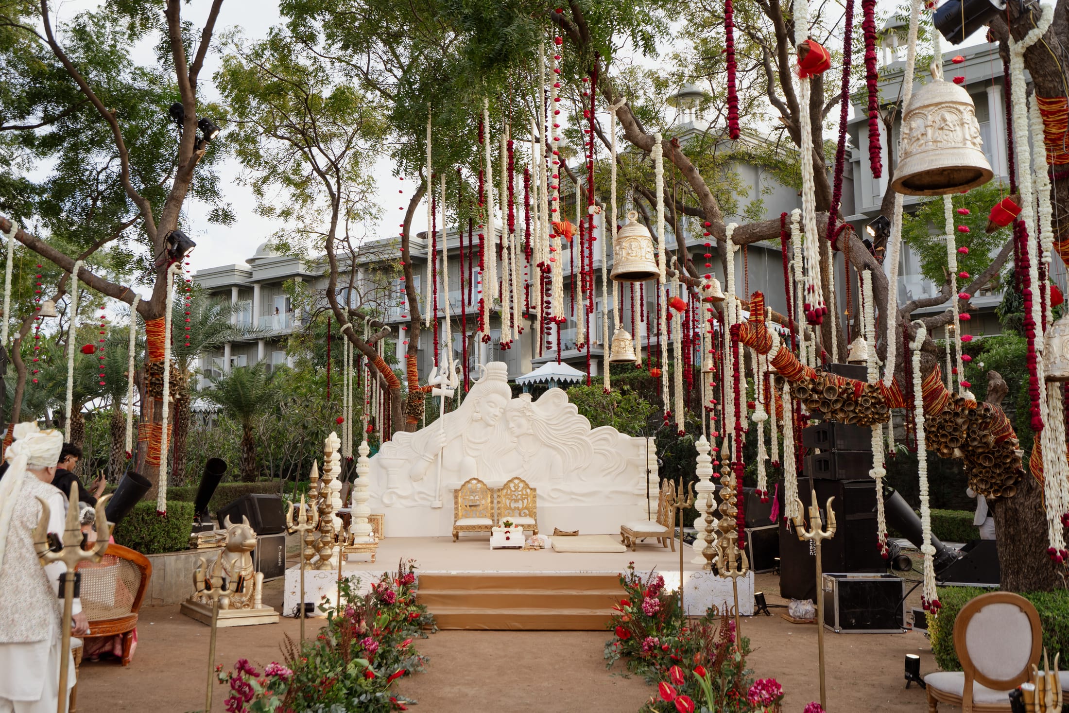 Immersive wedding design and décor by DreamzKrraft — DreamzKrraft