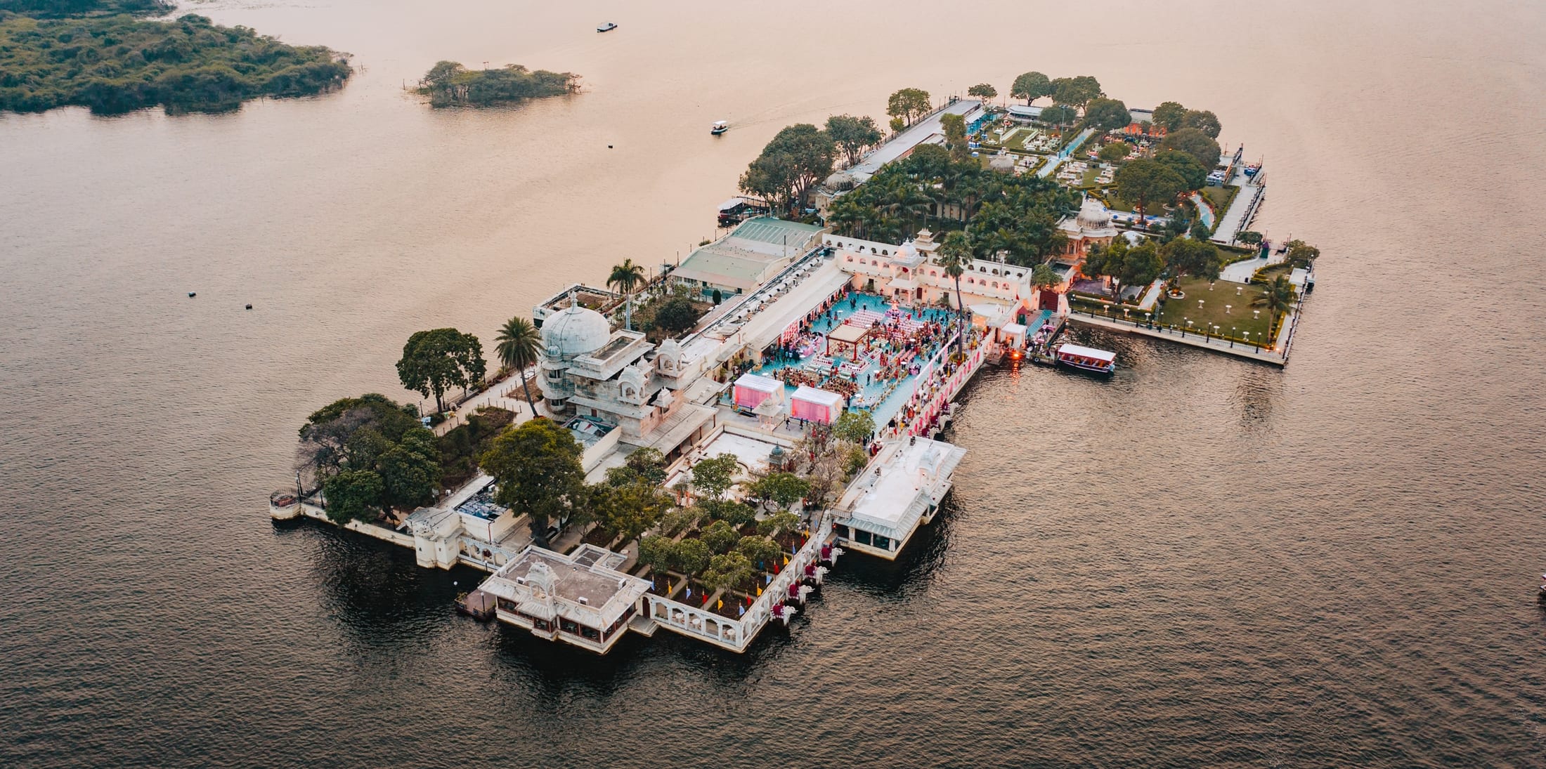 Large-scale luxury wedding production by DreamzKrraft — DreamzKrraft